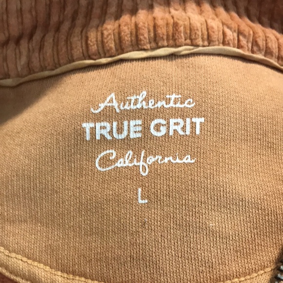 NEW True Grit Pullover. Size Large - Picture 7 of 7